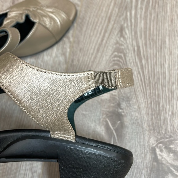 Ziera Dash Leather Ankle Strap Open Toe Heel Sandal 38 W - Picture 15 of 16